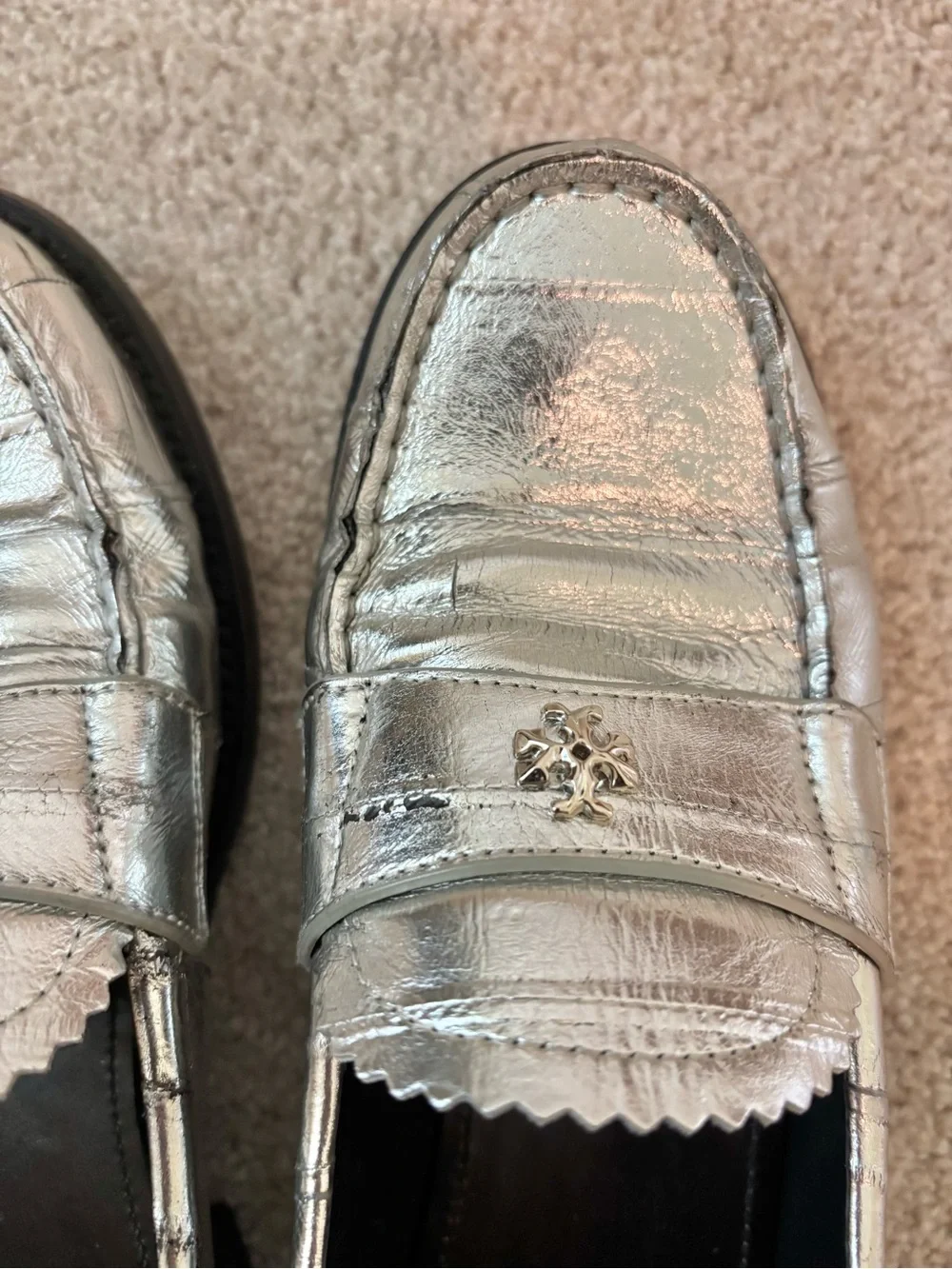 Tory Burch Silver Loafer, size 6.5